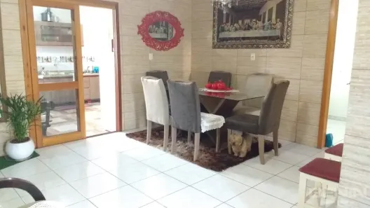 Sobrado com 3 Quartos à venda, 140m² no Centro, Nova Santa Rita