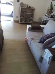 Casa com 3 Quartos à venda, 180m² no Parque São Jorge, Taubaté