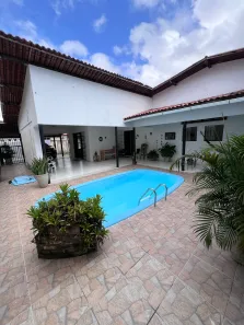 Casa com 3 Quartos à venda, 320m² no Capim Macio, Natal