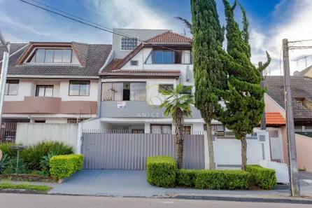 Casas à venda em Jardim das Américas, Curitiba - Viva Real