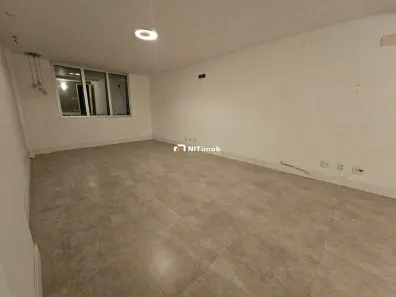Sala Comercial à venda, 25m² no São Francisco, Niterói