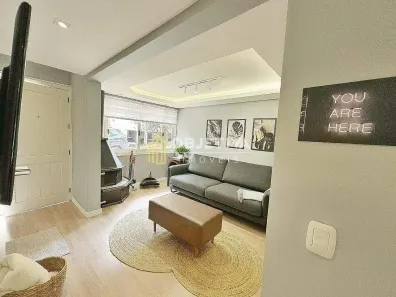 Casa de Condomínio com 2 Quartos à venda, 76m² no Planalto, Gramado