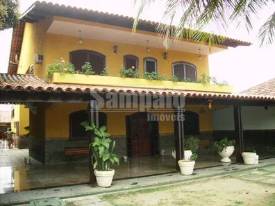 Casa com 4 Quartos para alugar, 400m² no Campo Grande, Rio de Janeiro