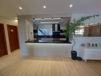 Casa com 3 Quartos à venda, 229m² no Região dos Lagos, Brasília