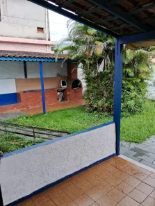 Casa com 2 Quartos para alugar, 128m² no Chacrinha, Nova Iguaçu