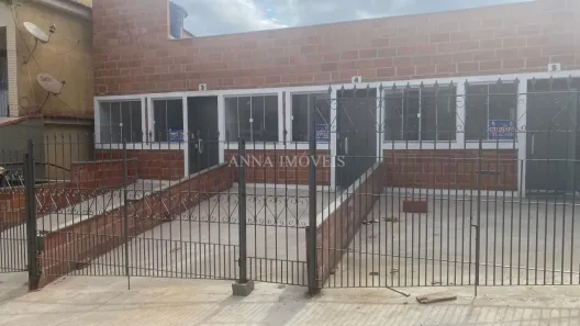 Kitnet com 1 Quarto para alugar, 30m² no Retiro, Volta Redonda