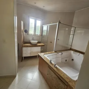 Casa de Condomínio com 4 Quartos para alugar, 300m² no Granja Olga I, Sorocaba