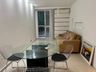 Apartamento com 2 Quartos à venda, 75m² no Humaitá, Rio de Janeiro