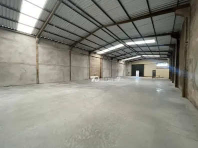 Galpão/Depósito/Armazém para alugar, 370m² no Jardim Panorama, Sarandi