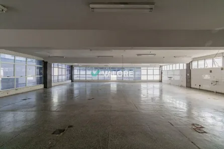 Sala Comercial para alugar, 544m² no Santa Efigênia, Belo Horizonte