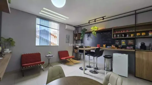 Imóvel Comercial com 8 Quartos à venda, 360m² no Vila Paris, Belo Horizonte