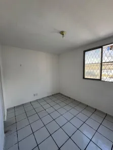 Apartamento com 3 Quartos para alugar, 80m² no Candelária, Natal