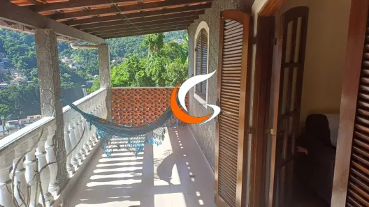 Casa com 3 Quartos para alugar, 90m² no Estrada da Saudade, Petrópolis