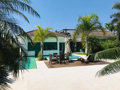 Casa de Condomínio com 5 Quartos para venda ou aluguel, 700m² no Barra da Tijuca, Rio de Janeiro