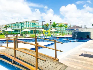 Apartamento com 2 Quartos para alugar, 65m² no Muro Alto, 