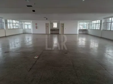 Sala Comercial para alugar, 550m² no Santa Efigênia, Belo Horizonte
