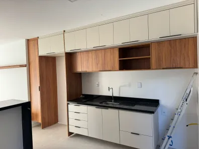 Apartamento com 2 Quartos para alugar, 70m² no Buraquinho, Lauro de Freitas