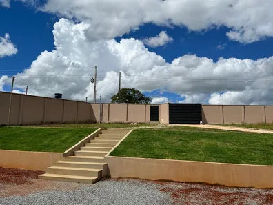 Fazenda/Sítio com 2 Quartos à venda, 218m² no Setor Central, Gameleira de Goiás