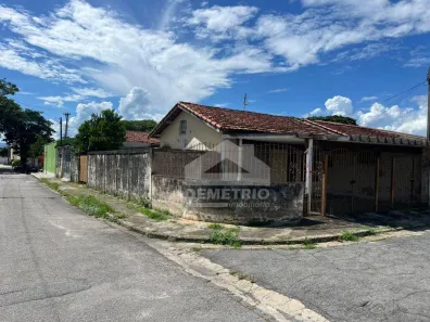 Casa com 3 Quartos à venda, 220m² no Parque Jaraguá, Taubaté