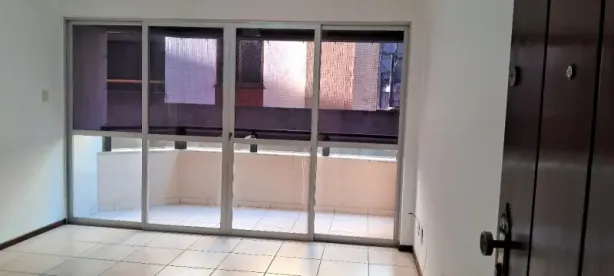 Apartamento com 3 Quartos para alugar, 90m² no Costa Azul, Salvador