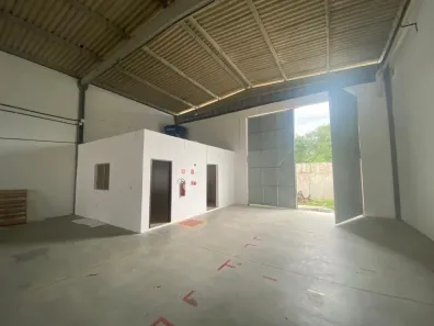 Galpão/Depósito/Armazém para alugar, 380m² no Vila de Abrantes (Abrantes), Camaçari