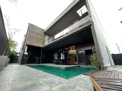Casa de Condomínio com 4 Quartos para alugar, 516m² no Quiririm, Taubaté