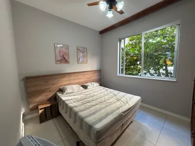 Apartamento com 2 Quartos para alugar, 90m² no Leme, Rio de Janeiro