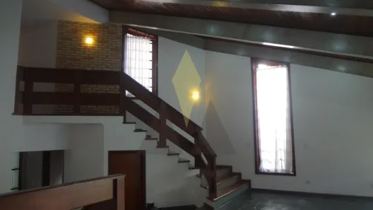 Casa de Condomínio com 3 Quartos para alugar, 301m² no Granja Olga I, Sorocaba