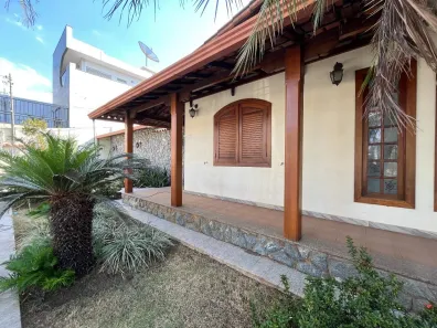 Casas para alugar em Barreiro, Belo Horizonte - Viva Real