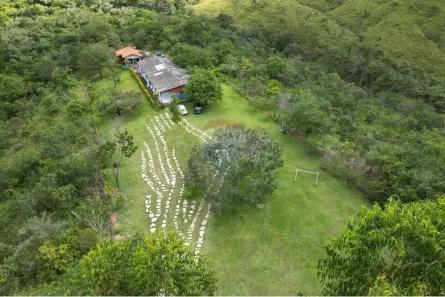 Fazenda/Sítio com 3 Quartos à venda, 141000m² no Brazlândia, Brasília