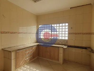 Casa com 3 Quartos à venda, 200m² no Vila Indaiá, Rio Claro