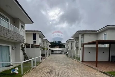 Casa de Condomínio com 3 Quartos para alugar, 117m² no Buraquinho, Lauro de Freitas