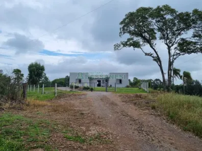 Fazenda/Sítio com 4 Quartos à venda, 200m² no Caravaggio, Farroupilha
