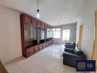 Casa com 3 Quartos para alugar, 200m² no Santo Antônio, Belo Horizonte