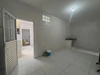 Apartamento com 3 Quartos para alugar, 200m² no Caixa D'Água, Salvador