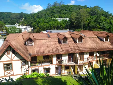 Apartamento com 2 Quartos para alugar, 60m² no Quarteirão Ingelheim, Petrópolis
