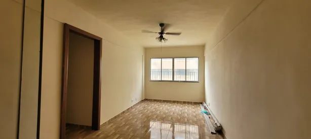 Apartamento com 2 Quartos para alugar, 65m² no Tanque, Rio de Janeiro
