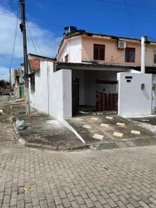 Casa com 3 Quartos para alugar, 90m² no Capim Macio, Natal