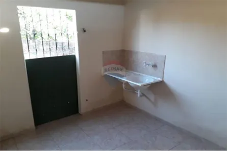 Casa com 2 Quartos para alugar, 60m² no Potengi, Natal