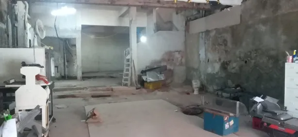 Galpão/Depósito/Armazém para alugar, 100m² no Copacabana, Rio de Janeiro