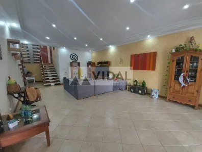 Casa de Condomínio com 3 Quartos para venda ou aluguel, 264m² no Granja Olga II, Sorocaba