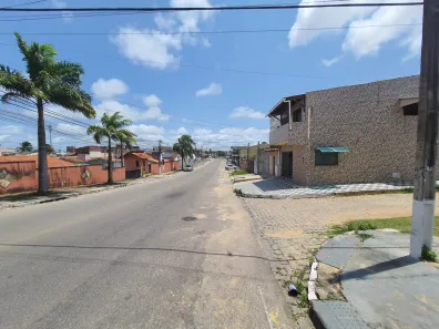 Casa com 2 Quartos para alugar, 160m² no Planalto, Natal