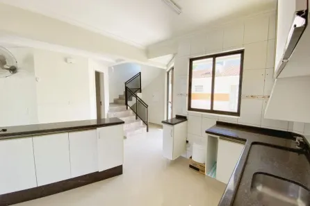Sobrado com 4 Quartos à venda, 167m² no , 