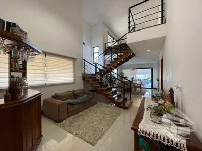 Casa de Condomínio com 3 Quartos à venda, 225m² no Castelo, Tremembé