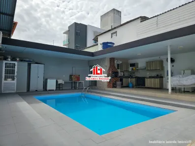 Casa com 4 Quartos à venda, 318m² no Compensa, Manaus