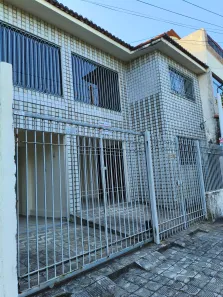 Sobrado com 4 Quartos à venda, 178m² no Capim Macio, Natal