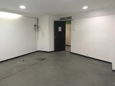 Ponto Comercial para alugar, 40m² no Taquara, Rio de Janeiro