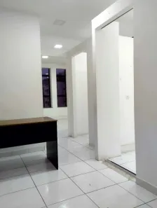 Sala Comercial para alugar, 44m² no Embaré, Santos