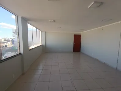 Sala Comercial para alugar, 45m² no Valparaiso I - Etapa A, Valparaíso de Goiás
