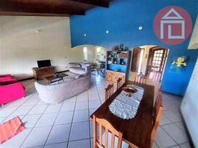 Casa de Condomínio com 5 Quartos para venda ou aluguel, 250m² no , Piracaia